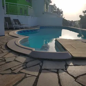 Grand Studio Au Bord De L Eau Les Trois-Ilets